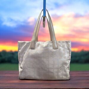 CHANEL Cream Tote Bag